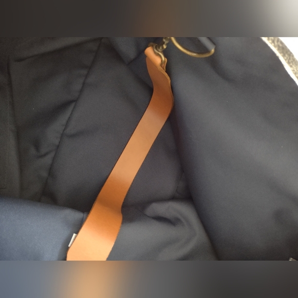 Parker Thatch XL Jane Silver Slouch Tote Bag - Picture 8 of 11